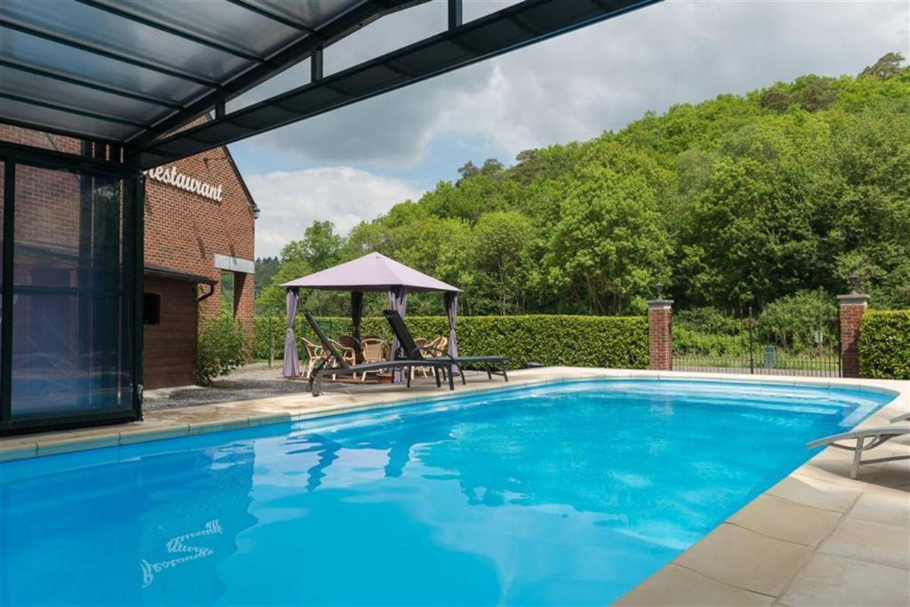 Auberge De La Lesse Celles  Екстер'єр фото