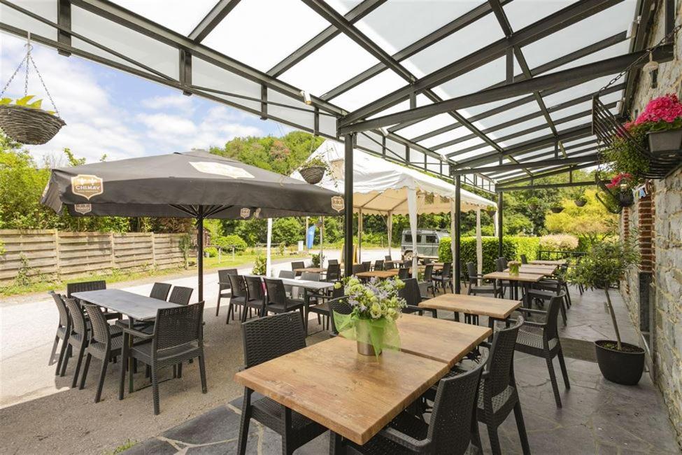 Auberge De La Lesse Celles  Екстер'єр фото