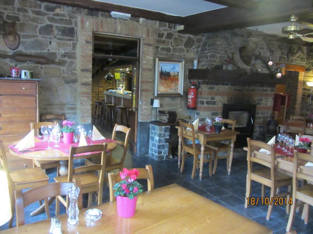 Auberge De La Lesse Celles  Екстер'єр фото