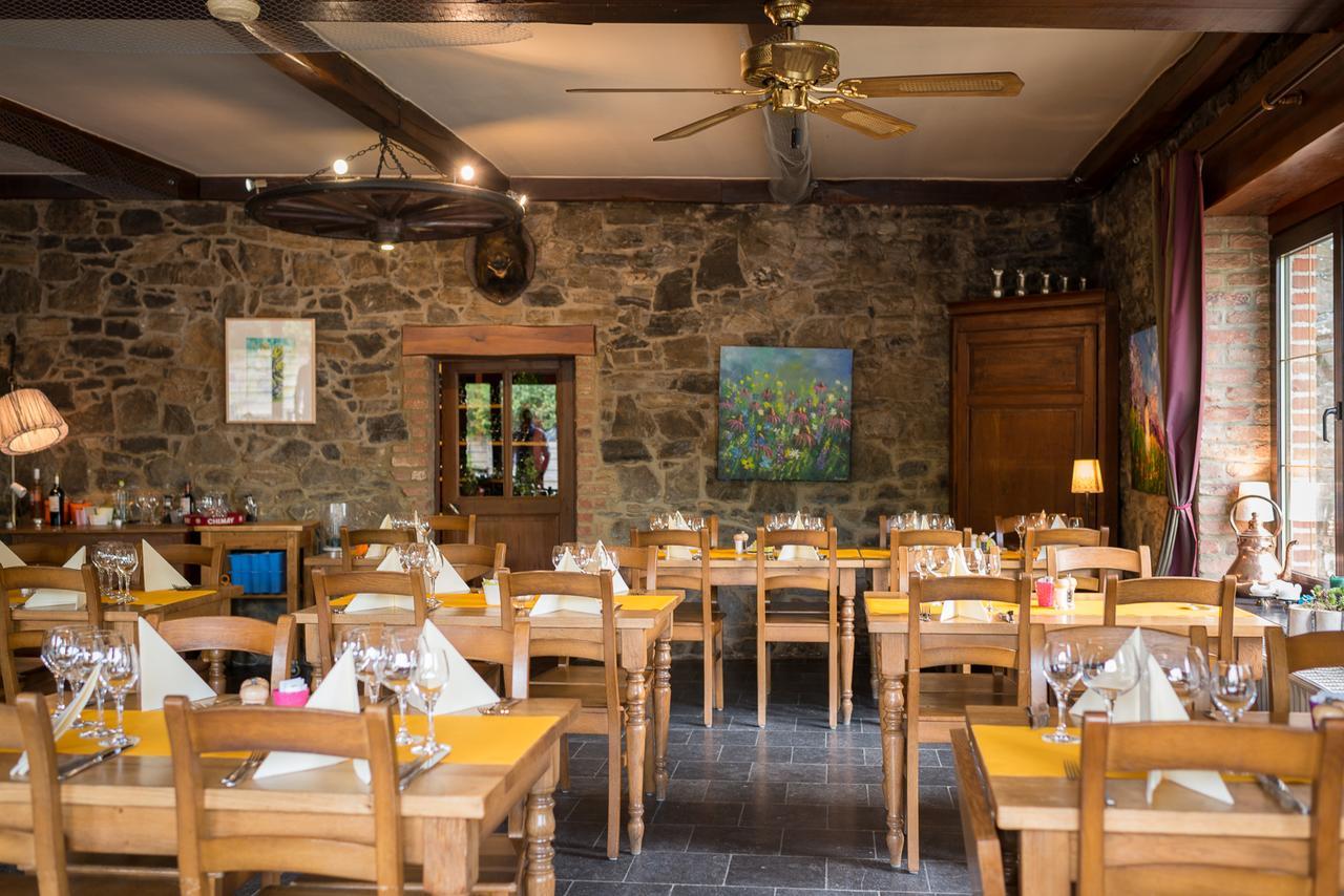 Auberge De La Lesse Celles  Екстер'єр фото