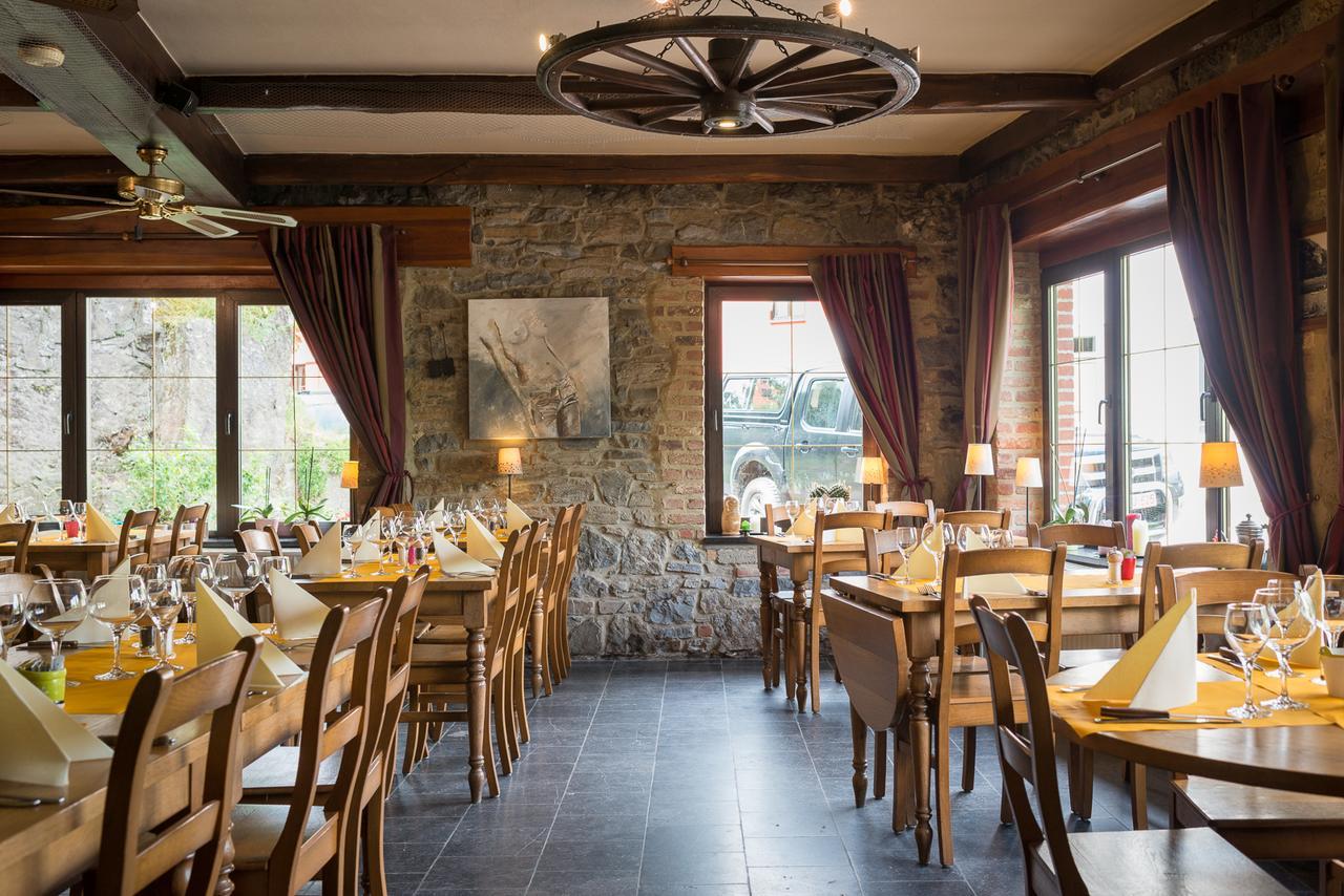 Auberge De La Lesse Celles  Екстер'єр фото