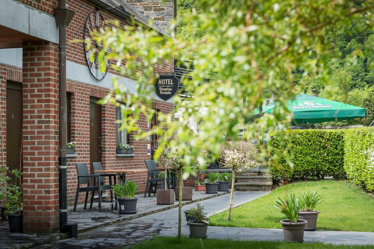 Auberge De La Lesse Celles  Екстер'єр фото